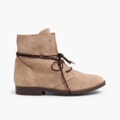 Menina Pisamonas Botas Camurca Atacadores Encerados