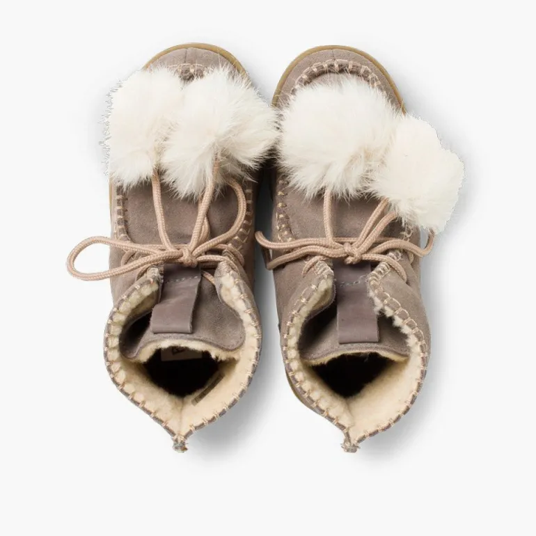 Menina Pisamonas Botas Com Pompons Camurca Menina