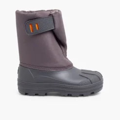Menina Pisamonas Botas De Neve
