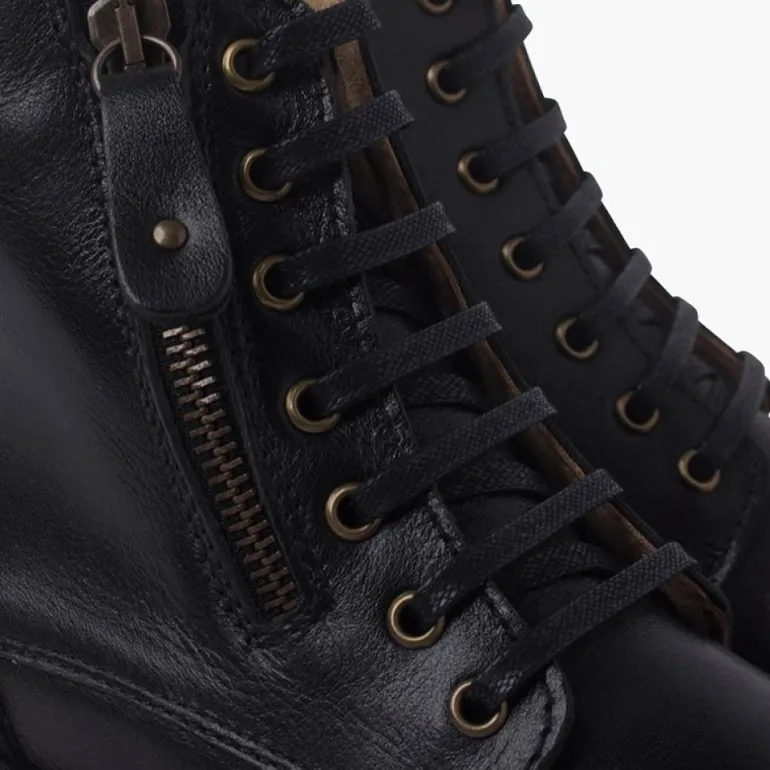 Menina Pisamonas Botas Pele E Tachas Com Duplo Fecho De Correr