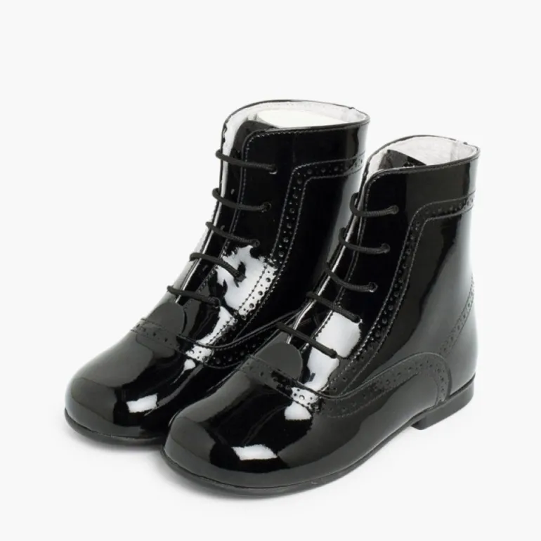 Menina Pisamonas Botas Verniz Atacadores
