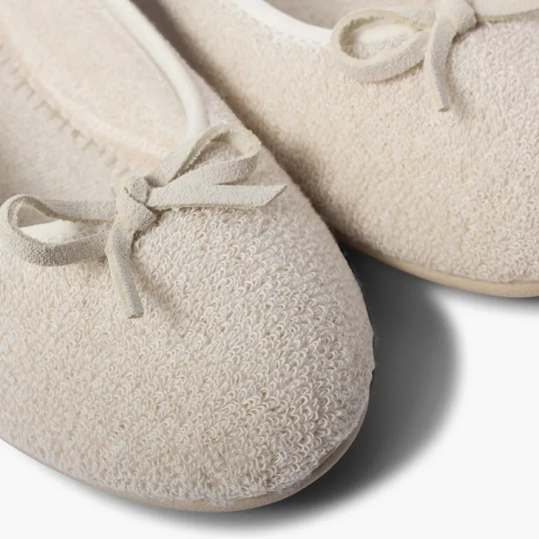Menina Pisamonas Pantufas Sabrina Turco Toalha