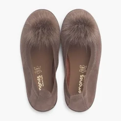 Menina Pisamonas Sabrinas Com Pompom Menina E Mulher