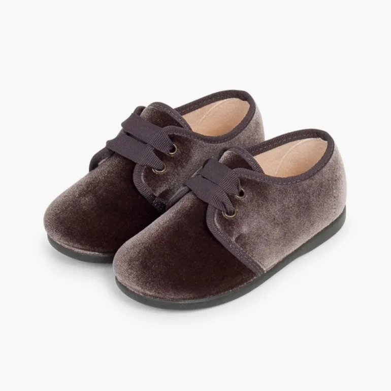 Menina Pisamonas Sapatos De Veludo Atacadores Gorgorao